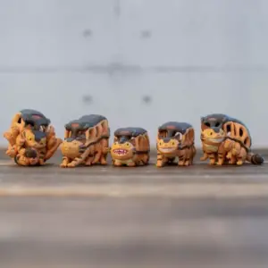 Maison Ghibli Collection Cat Bus Assorted 6 Figurines – My Neighbor Totoro- Figurines