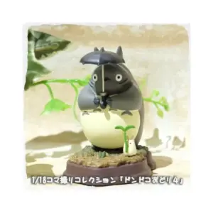 Maison Ghibli Statue Collection Stop Motion Totoro Grey Dondoko Pose 4 – My Neighbor Totoro- Statues